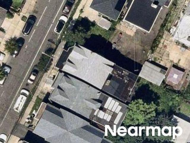 N 5th St