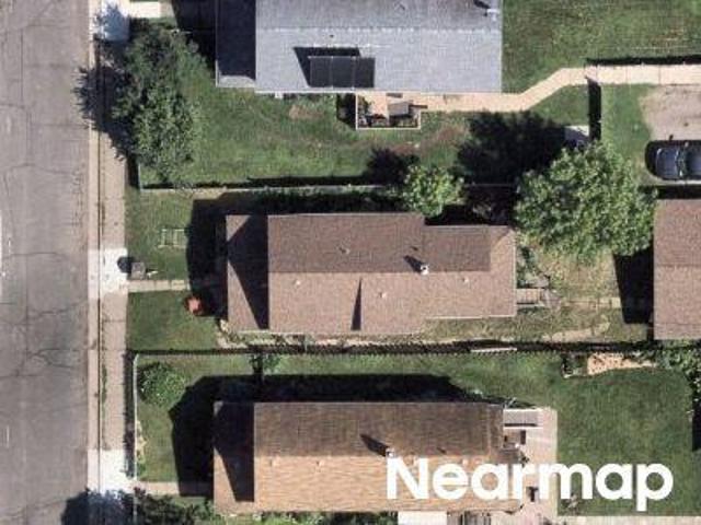 N 65th Ave W