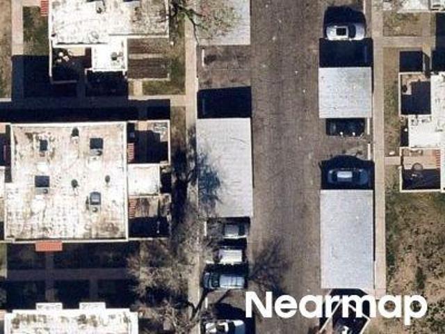 N 67th Ln
