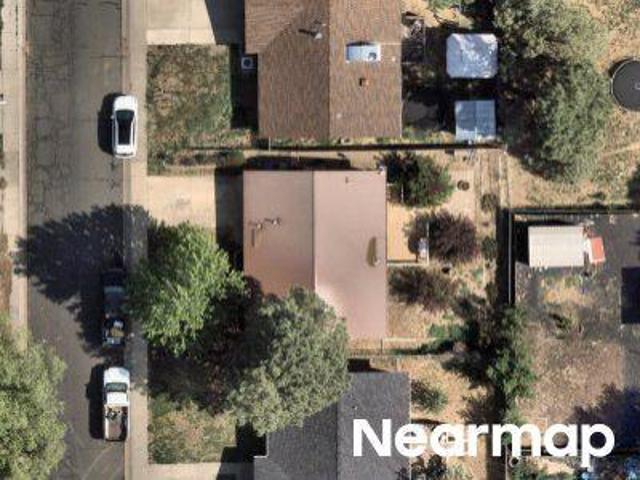 N 6th Dr