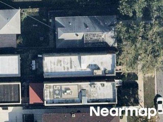 N 74th Ct