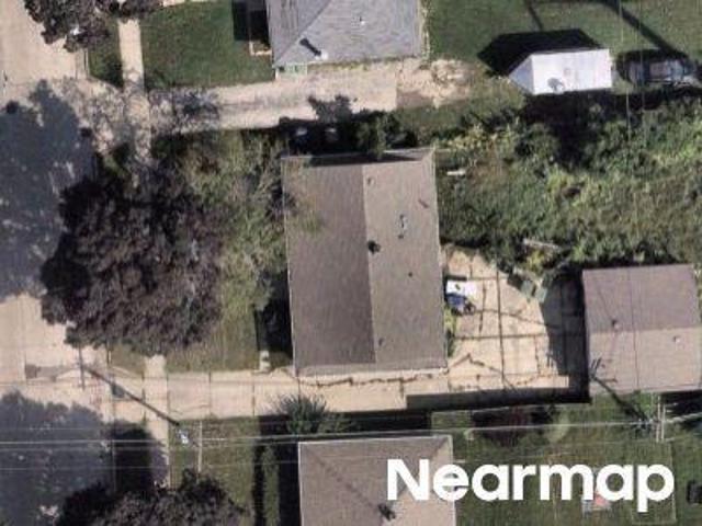 N 74th St