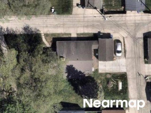 N 79th St