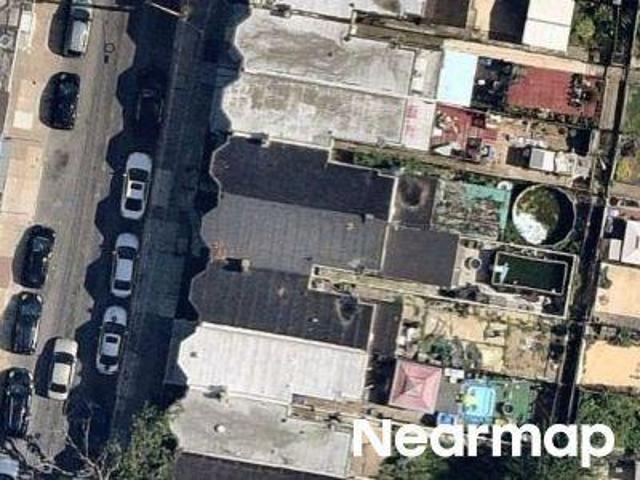 N 7th St