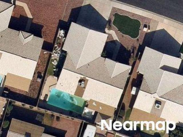 N 84th Ln