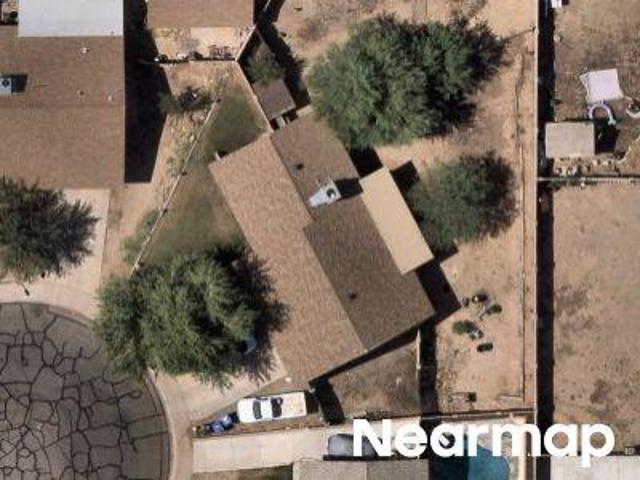 N 87th Dr