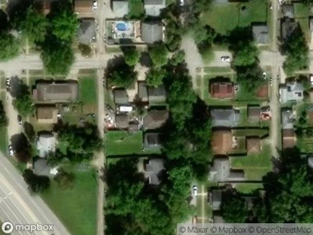 N 8th Ave