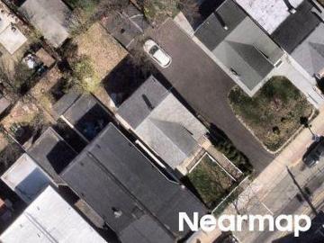 N 8th St