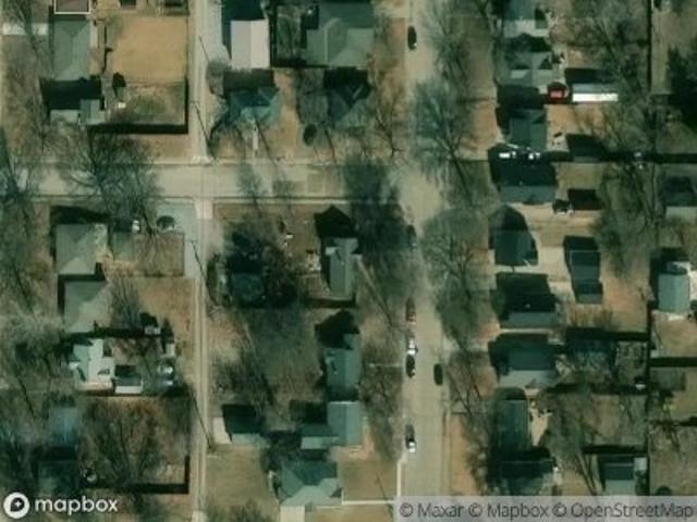 N 9th St