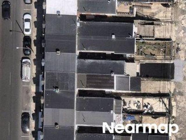 N 9th St