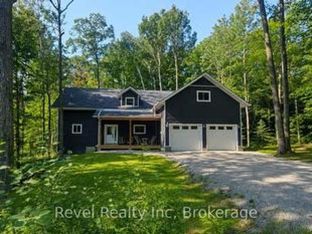 157 Desroches Trail, Tiny, ON, L9M 0H3 house for sale | Listing ID S13734 | Royal LePage