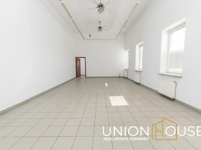 Na wynajem funkcjonalny lokal 80 m² w Krakowie
