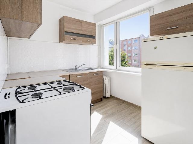Na wynajem jasne 2 pokojowe mieszkanie 33 m² w Jarosławiu