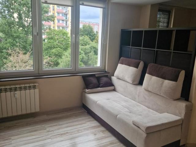 Na wynajem komfortowe 31 m² na Saskiej Kępie w Warszawie