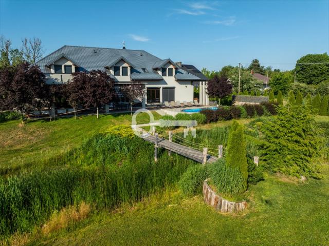 Na wynajem luksusowa rezydencja 750 m² z własnym stawem