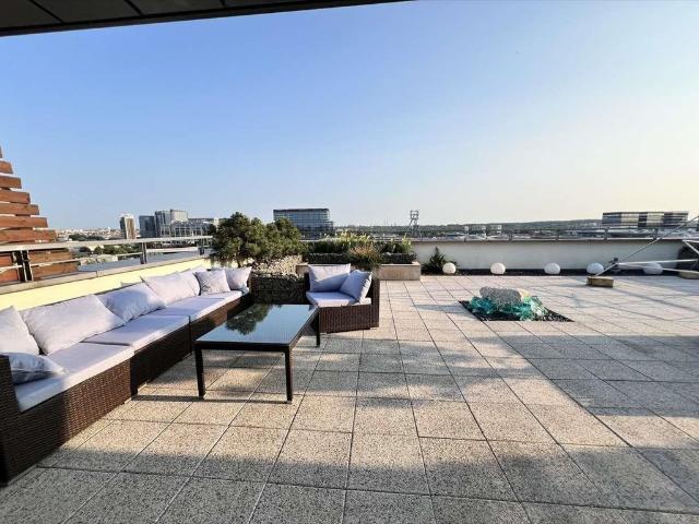Na wynajem luksusowy apartament z tarasem 110 m² w Katowicach