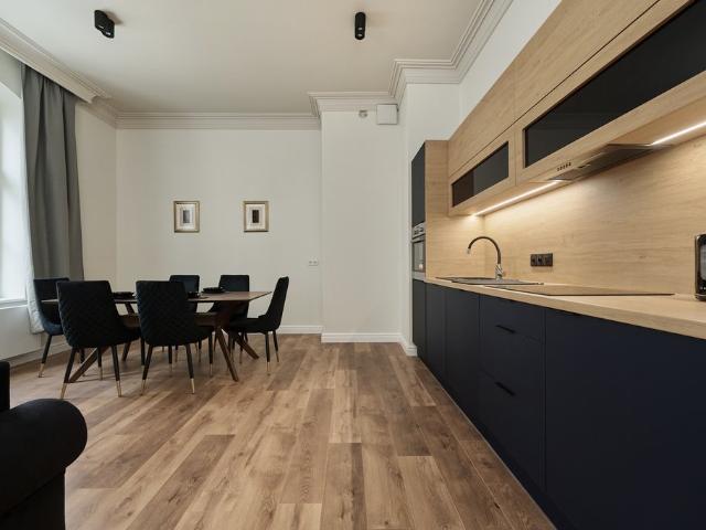 Na wynajem prestiżowe 4 pokojowe mieszkanie 105 m² we Wrocławiu