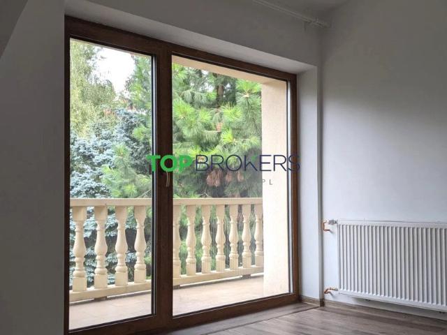 Na wynajem przestronny dom 210 m² z ogrodem w Mokotowie
