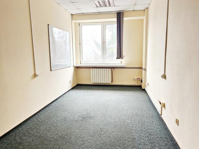 Na wynajem przestronny lokal biurowy 15 m² w Krakowie