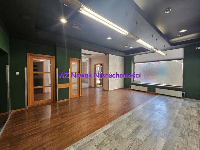 Na wynajem przestronny lokal użytkowy 107 m² w Świdnicy