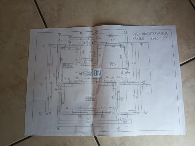 Na wynajem przestronny lokal użytkowy 75 m² z parkingiem w Orzeszu
