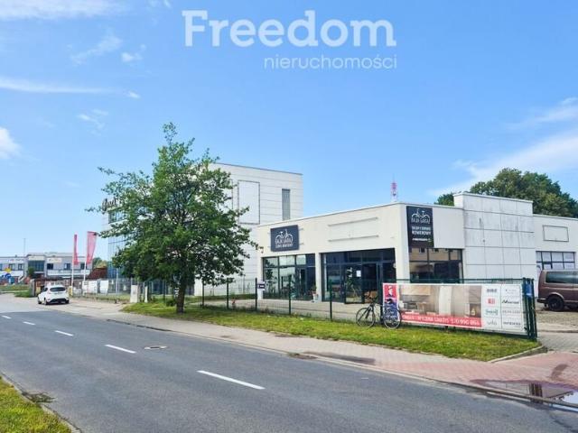 Na wynajem przestronny lokal usługowy 58 m² w Kołobrzegu