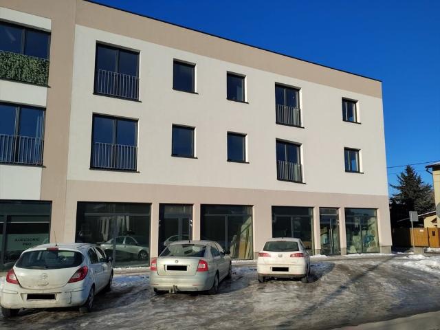 Na wynajem przestronny lokal 125 m² z witrynami w Golubiu Dobrzyniu