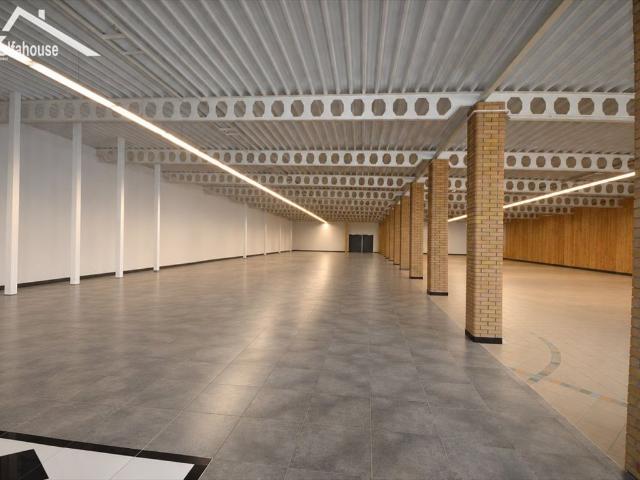 Na wynajem przestronny lokal 360 m² w Lublinie