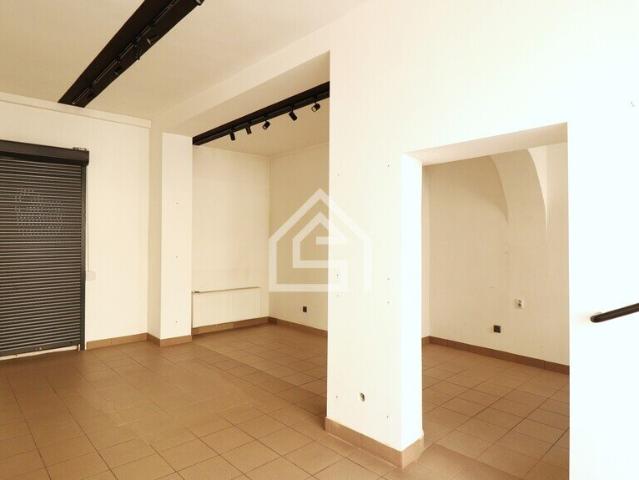 Na wynajem przestronny lokal 36 m² przy Rynku w Bochni