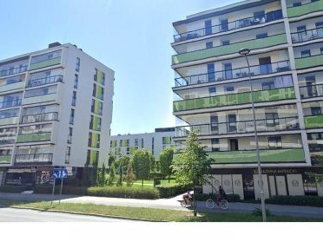 Na wynajem przestronny lokal 46 m² z witrynami w Żoliborzu