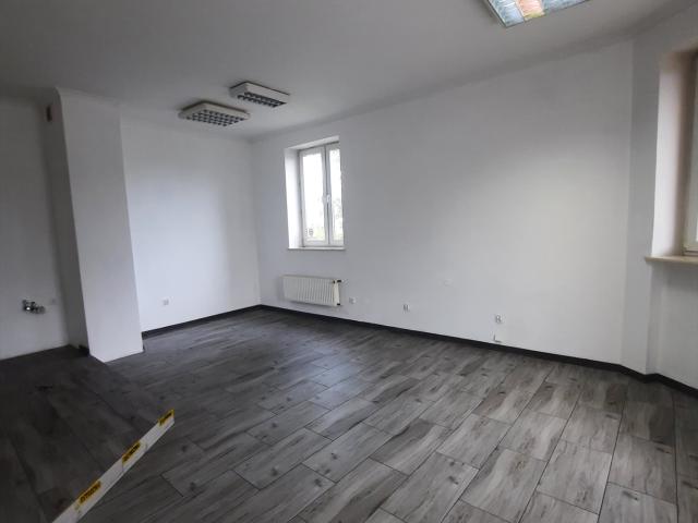 Przestronny lokal 54 m² na wynajem w Toruniu
