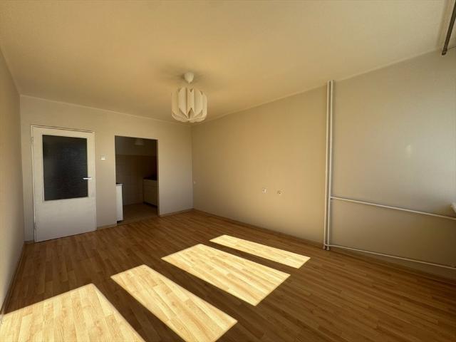 Na wynajem przestronne mieszkanie 27,5 m² w centrum Krynicy Zdroju