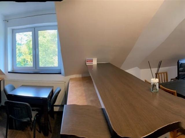 Na wynajem przestronne 100 m² apartament z balkonem w centrum Aleksandrowa Łódzkiego