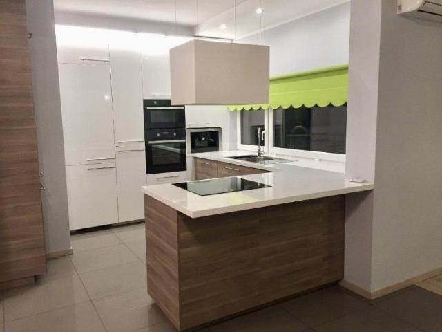 Na wynajem przestronne 2 pokojowe mieszkanie 68 m² w Poznaniu