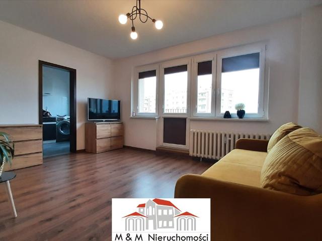 Na wynajem przestronne 33 m² w Grudziądzu z nowoczesną kuchnią