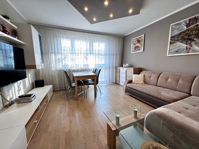 Wynajmę komfortowe 3 pokojowe mieszkanie 47,5 m² z loggią