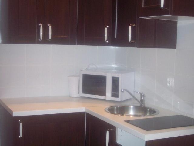 Na wynajem studio 18 m² w Warszawie z aneksem kuchennym