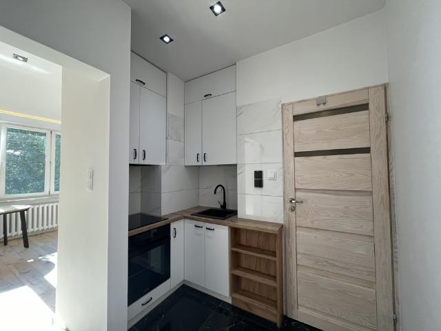 Na sprzedaż nowoczesna kawalerka 24 m² po remoncie w Puławach