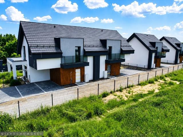 Na sprzedaż nowoczesny dom bliźniaczy 154 m² w Zielonkach