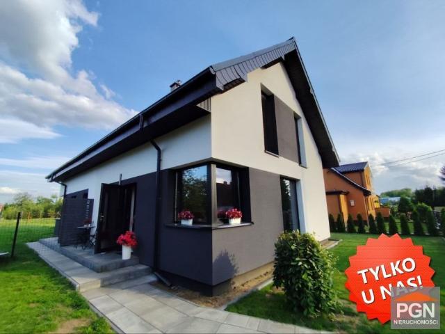 Na sprzedaż nowoczesny dom bliźniaczy 96 m² w Gryficach