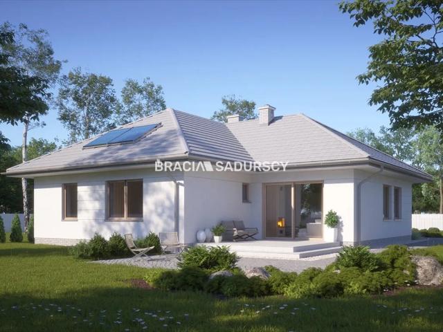 Na sprzedaż nowoczesny dom parterowy 120 m² w Woli Radziszowskiej