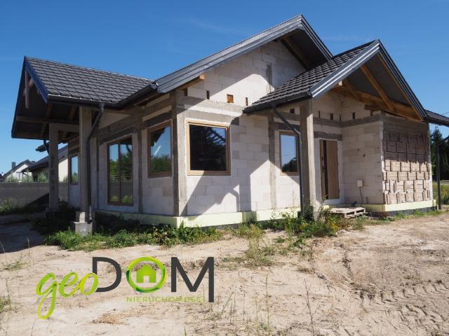 Nowoczesny dom w budowie 82 m² z garażem i tarasem zapraszam