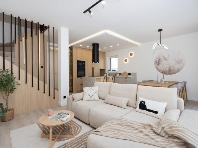 Na sprzedaż nowoczesny dom 141 m² w Kalinówce z prywatnym ogrodem