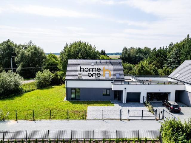 Na sprzedaż nowoczesny dom 175 m² z ogrodem w Konstancinie