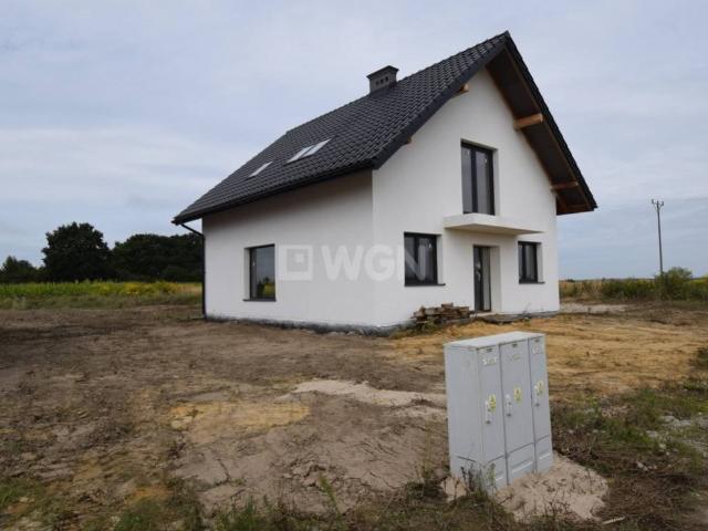 Na sprzedaż nowoczesny dom 187 m² w Turowie z tarasem i własną studnią