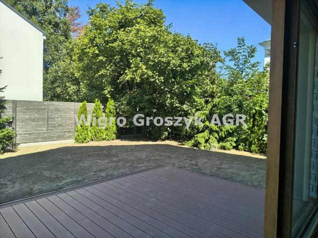 Na sprzedaż nowoczesny dom 191 m² w Łomiankach Dąbrowa Leśna