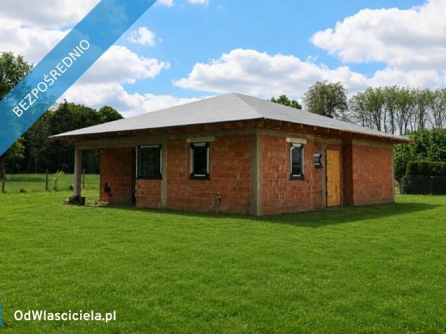 Na sprzedaż nowoczesny dom 111 m² w Grotnikach z dużym potencjałem