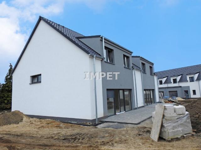 Na sprzedaż nowoczesny dom 130 m² z fotowoltaiką i tarasem