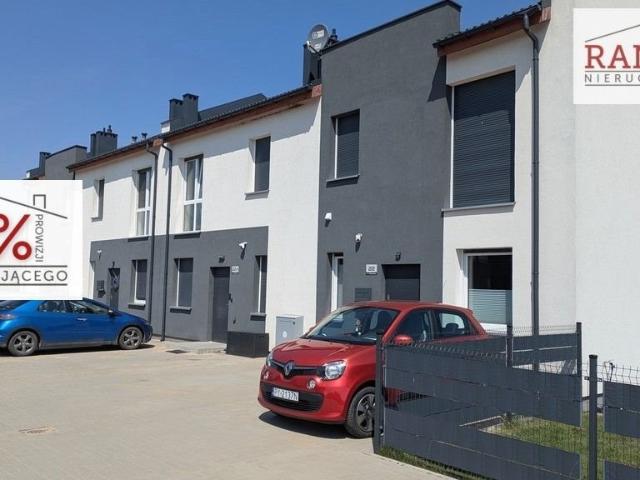 Nowoczesny dom 70 m² z ogródkiem i parkingiem polecam!
