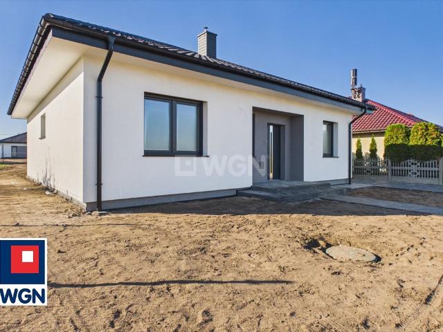 Na sprzedaż nowoczesny dom 94,5 m² z dużą działką 810 m² w Ostrów Wielkopolski